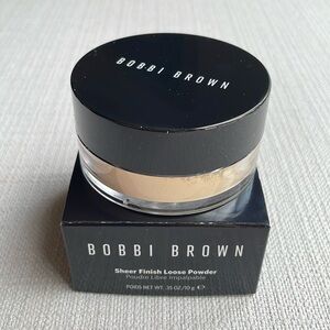 Bobbi brown SHEER FINISH LOOSE POWDER - pale yellow